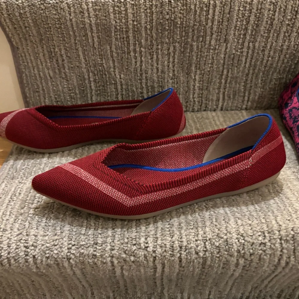 Red reflective Rothy’s points - Picture 2 of 4